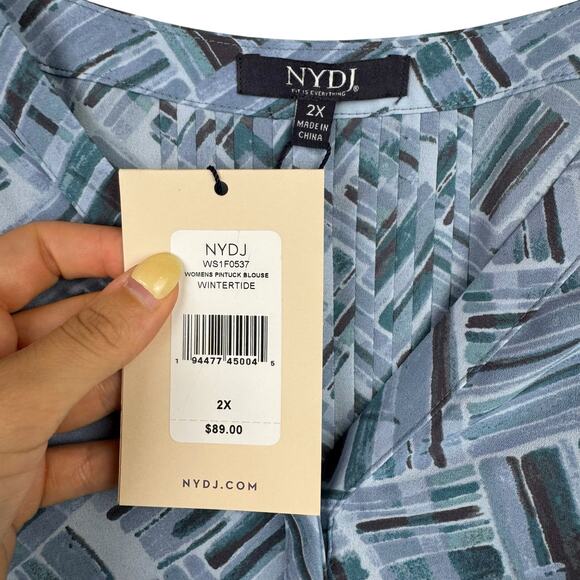 NYDJ NWT Blue Geometric Print 3/4 Sleeves Pintuck Button Up Blouse - Picture 10 of 13